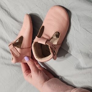 Light pink monkey feet baby shoes